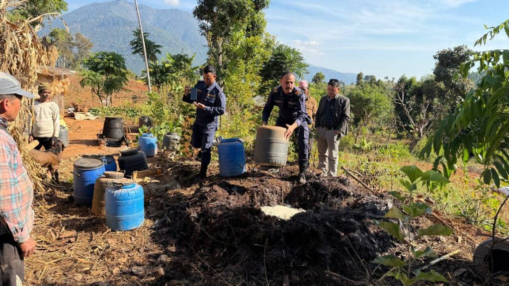 रोल्पामा ५ सय लिटर अवैध जाड बरामद गरी नष्ट