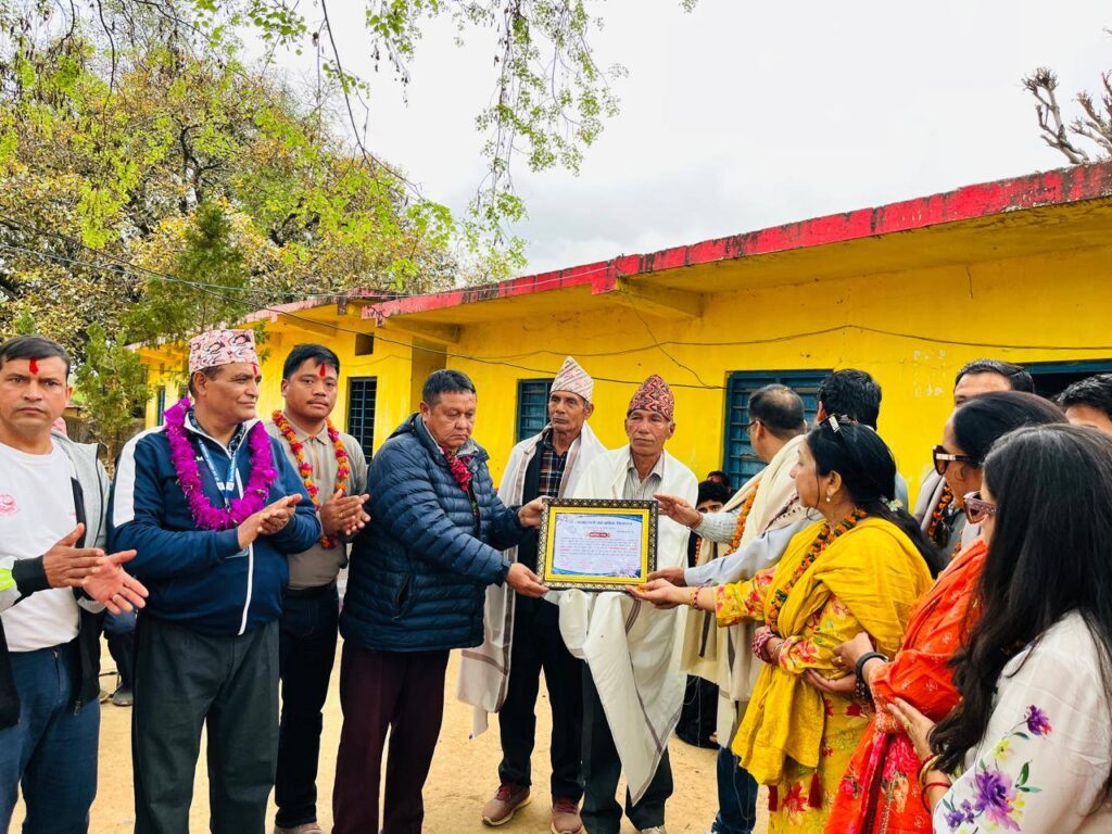 उमामहेश्वरी सारीमा पौडेल परिवारद्वारा छात्रवृत्ति अक्षयकोष स्थापना