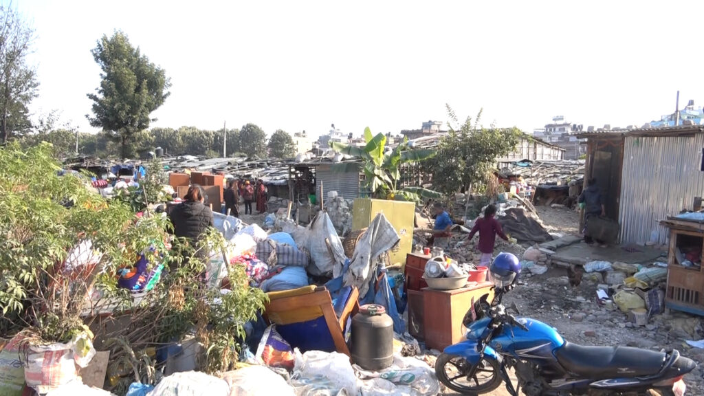 होल्डिङ सेन्टर खाली गर्ने समय ७ दिन थप